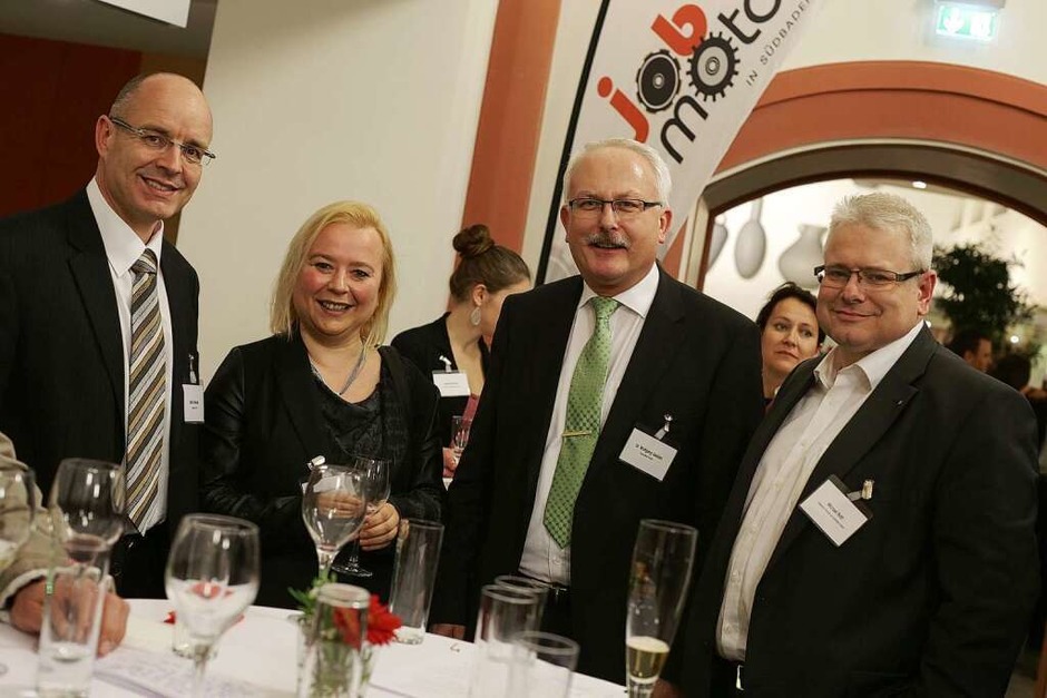 Treffpunkt für die Vertreterinnen und Vertreter der südbadischen Wirtschaft: die Jobmotor-Party. (Foto: Christoph Breithaupt, Christoph Breithaupt) Treffpunkt für die Vertreterinnen und Vertreter der südbadischen Wirtschaft: die Jobmotor-Party. (Foto: Christoph Breithaupt, Christoph Breithaupt)