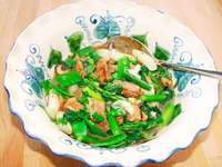 Osterschmaus: Kalbsragout mit Gemüse und Kräutern Osterschmaus: Kalbsragout mit Gemüse und Kräutern
