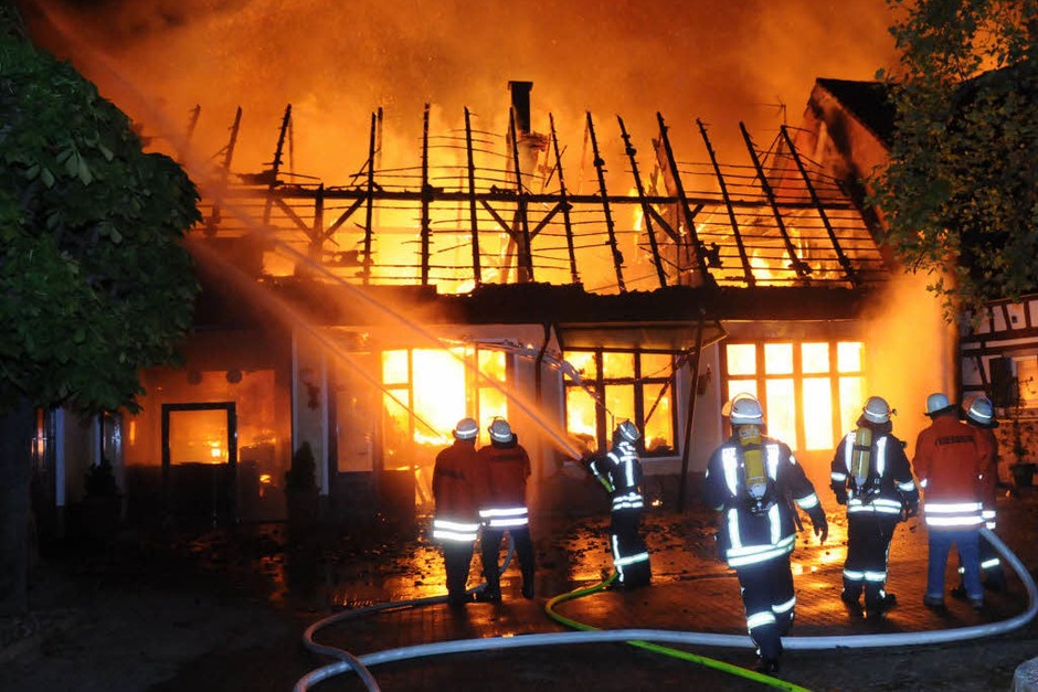Fotos vom Brand in Altenheim (Foto: WOLFGANG KUENSTLE ) Fotos vom Brand in Altenheim (Foto: WOLFGANG KUENSTLE )