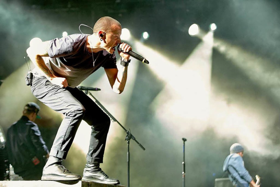 Chester Bennington, Frontmann der us-amerikanischen Crossover-Band Linkin Park (Foto: dpa) Chester Bennington, Frontmann der us-amerikanischen Crossover-Band Linkin Park (Foto: dpa)