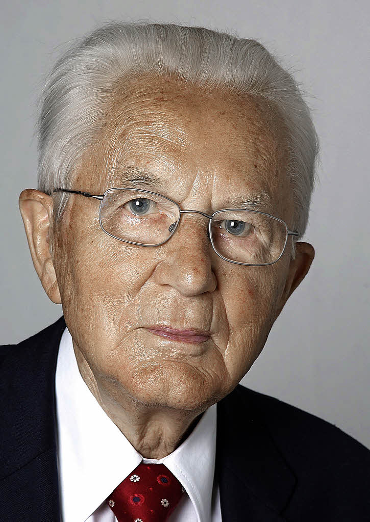 <b>Karl Albrecht</b> ist im Alter von 94 Jahren gestorben - 87781304