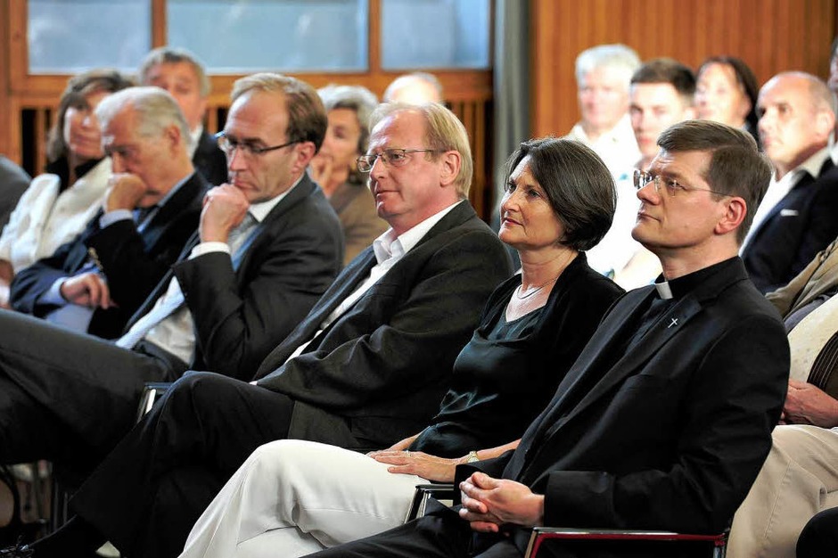 Auch Erzbischof Stephan Burger (rechts) war zur Vorlesung gekommen. (Foto: Thomas Kunz) Auch Erzbischof Stephan Burger (rechts) war zur Vorlesung gekommen. (Foto: Thomas Kunz)