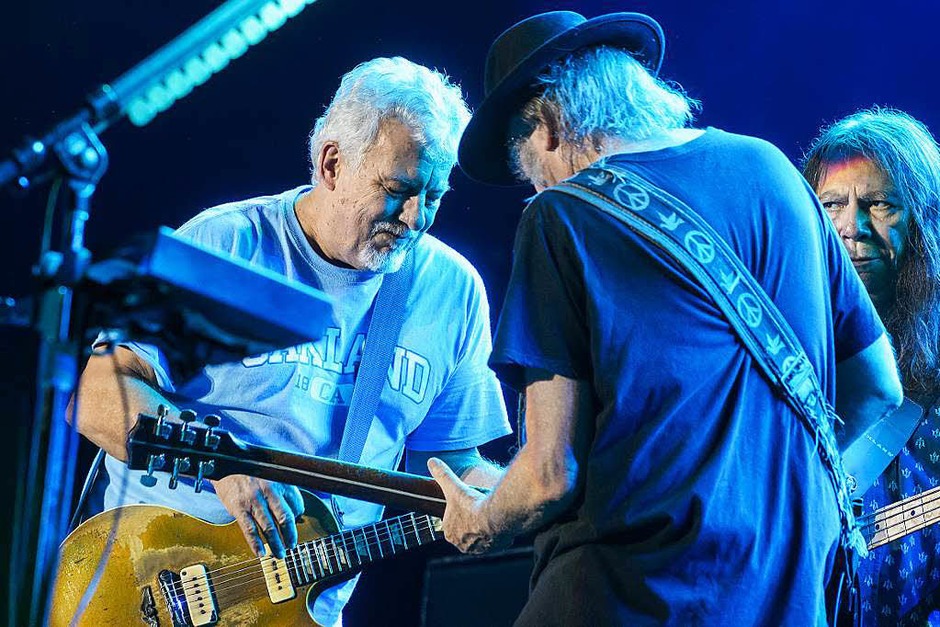 Der Rock lebt- Neil Young & Crazy Horse in Colmar (Foto: Benoit Facchi) Der Rock lebt- Neil Young & Crazy Horse in Colmar (Foto: Benoit Facchi)
