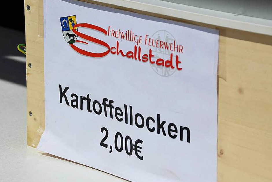 Beim 30. Wolfenweiler Weinfest der Gemeinde Schallstadt gab es guten Wein, gutgelaunte Festgäste und eine lustige Winzerolympiade. (Foto: Markus Donner) Beim 30. Wolfenweiler Weinfest der Gemeinde Schallstadt gab es guten Wein, gutgelaunte Festgäste und eine lustige Winzerolympiade. (Foto: Markus Donner)