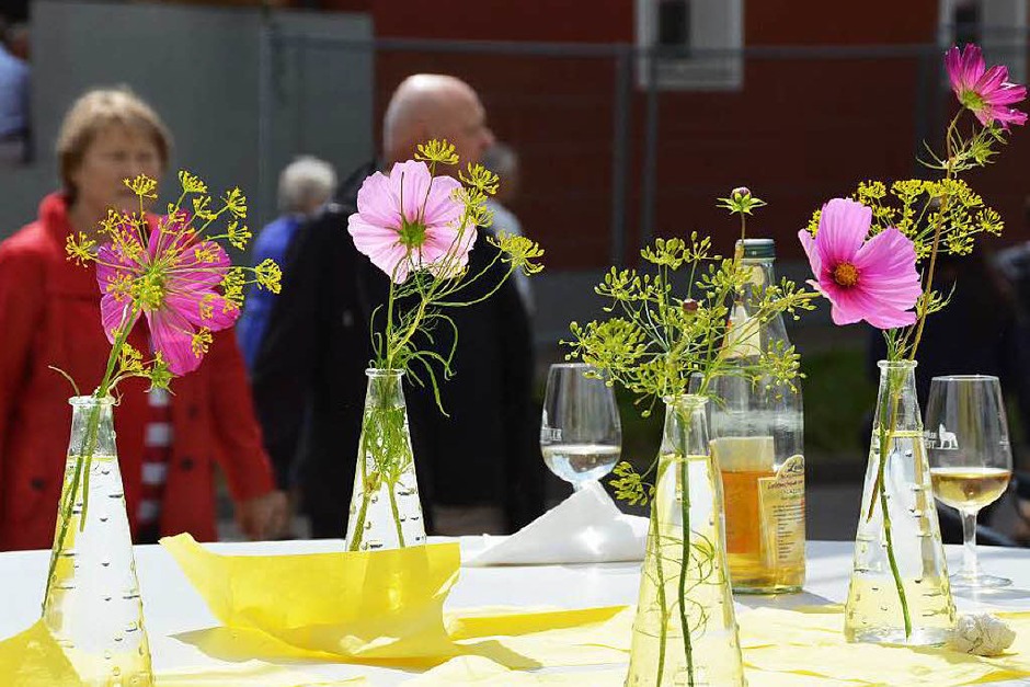 Beim 30. Wolfenweiler Weinfest der Gemeinde Schallstadt gab es guten Wein, gutgelaunte Festgäste und eine lustige Winzerolympiade. (Foto: Markus Donner) Beim 30. Wolfenweiler Weinfest der Gemeinde Schallstadt gab es guten Wein, gutgelaunte Festgäste und eine lustige Winzerolympiade. (Foto: Markus Donner)