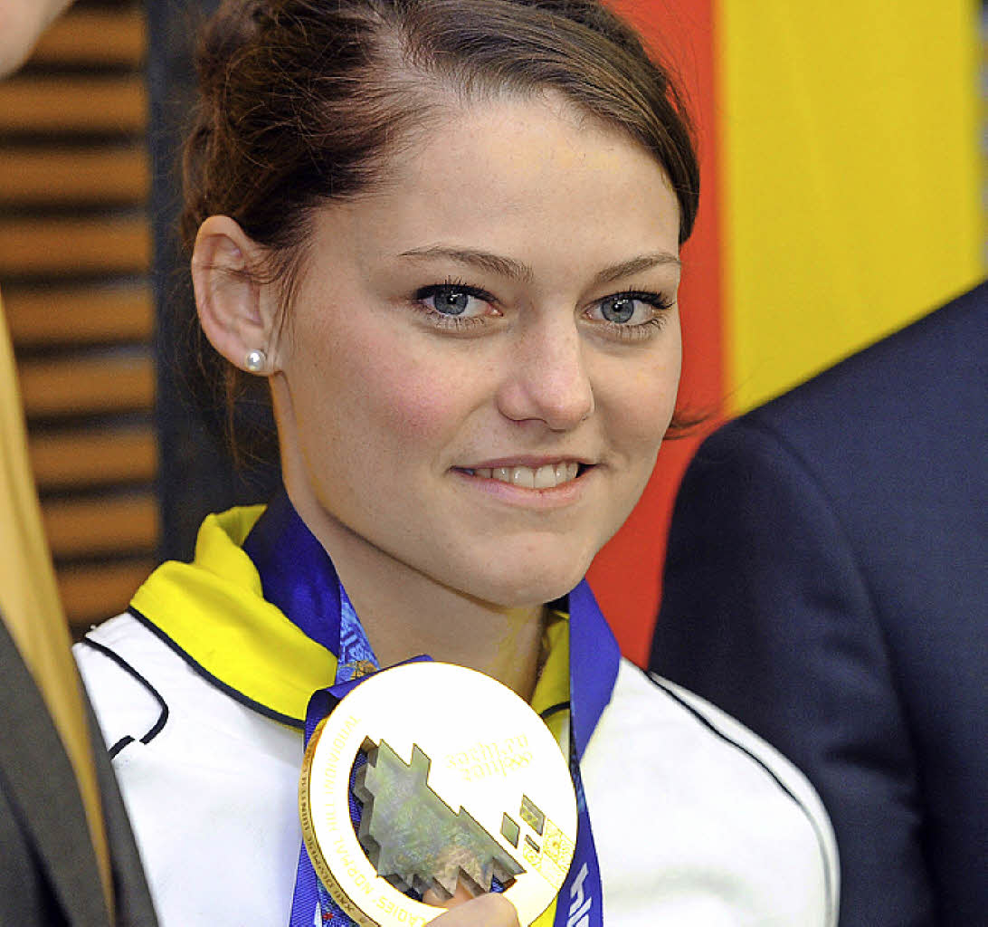 Olympiasiegerin, für immer: <b>Carina Vogt</b> Foto: dpa - 92148760
