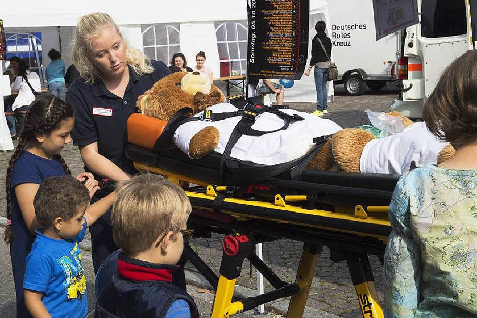 Patiententransport zum Bärenhospital. (Foto: Volker Münch) Patiententransport zum Bärenhospital. (Foto: Volker Münch)