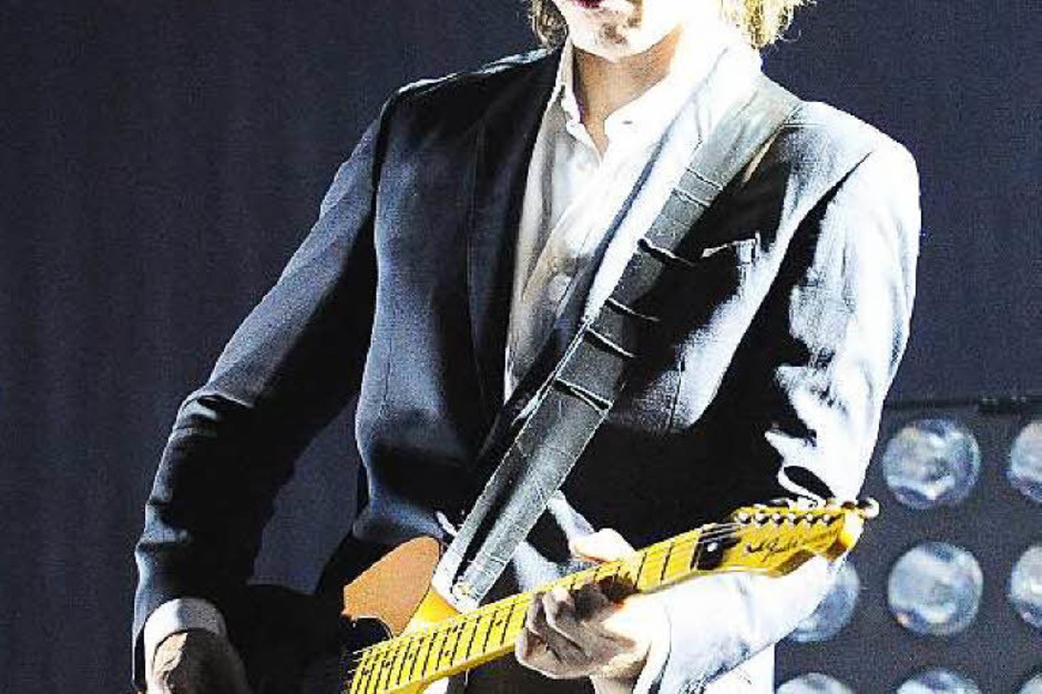 Die versierte Band als wichtiger Erfolgsfaktor: Gitarrist Mirko Michalzik (Foto: Hans-Peter Müller) Die versierte Band als wichtiger Erfolgsfaktor: Gitarrist Mirko Michalzik (Foto: Hans-Peter Müller)