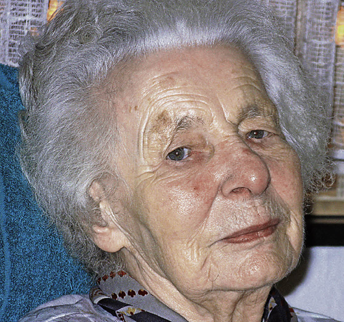 Maria Zeh feiert ihren 100. Geburtstag. Foto: Gerd Leutenecker