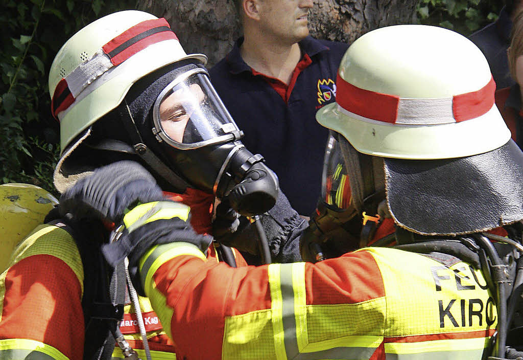 Retten, löschen und dann feiern - Badische Zeitung