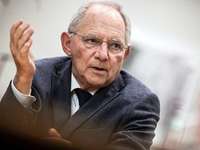 Schäuble zum Wahlkampf: "Besser isch Attacke" Schäuble zum Wahlkampf: "Besser isch Attacke"