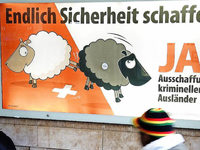 Schweiz: Kommt das härteste Ausländergesetz Europas? Schweiz: Kommt das härteste Ausländergesetz Europas?