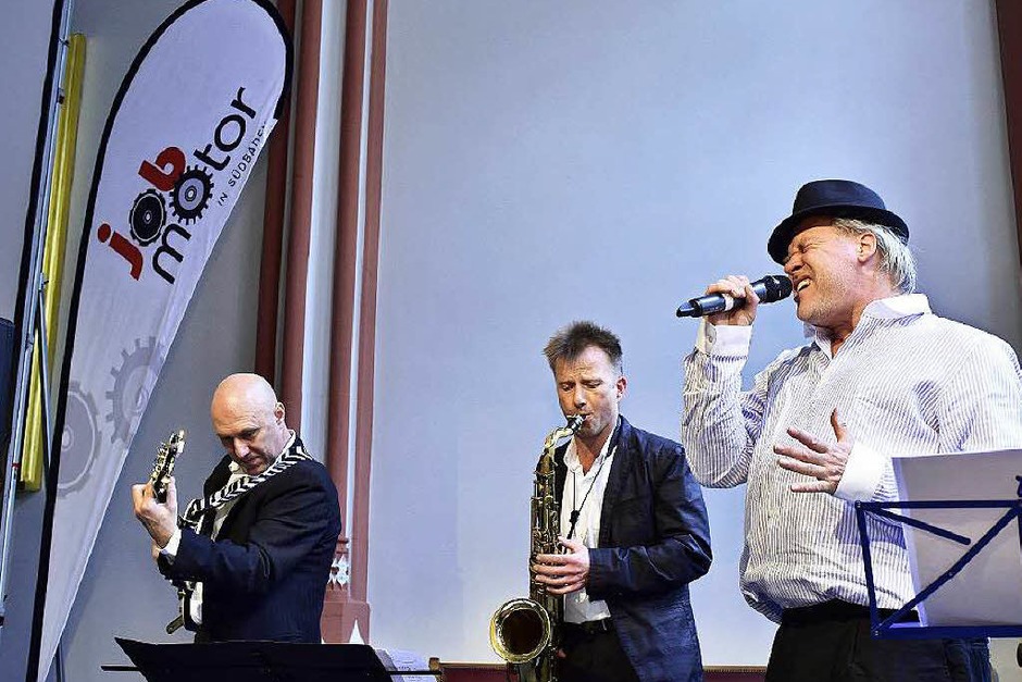 Die musikalische Begleitung: die Blue Moon Group (Foto: Thomas Kunz) Die musikalische Begleitung: die Blue Moon Group (Foto: Thomas Kunz)