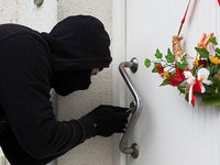 Stahlgitter und Leuchten: Tipps zum Einbruchschutz Stahlgitter und Leuchten: Tipps zum Einbruchschutz