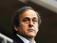Schlusspfiff für Platini Schlusspfiff für Platini
