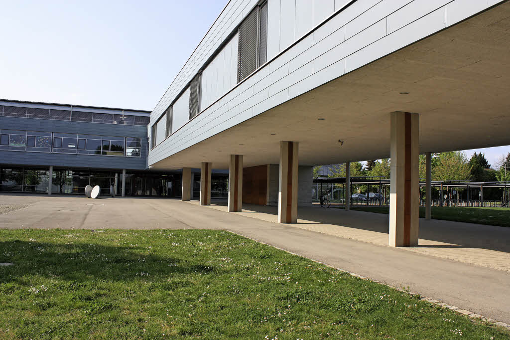 Diskussion über neue Cafeteria - Badische Zeitung