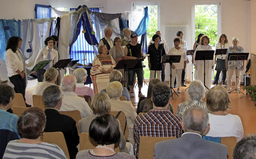 Das Chörle zeigt sich international - Badische Zeitung