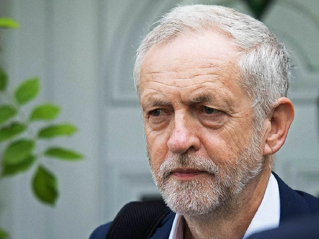 Cameron Fordert Labour Chef Corbyn Zum R Cktritt Auf Ausland