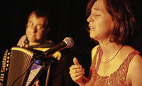 Vera Maier und Thomas Allgeier im Café Stellwerk in Waldshut-Tiengen Vera Maier und Thomas Allgeier im Café Stellwerk in Waldshut-Tiengen