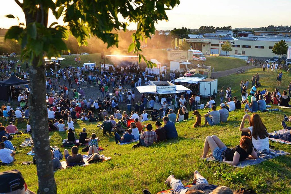 2500 Leute waren beim Come together Festival. Hier hörten sie das Ergebnis des Come together Projekts an. (Foto: Janina Ruth) 2500 Leute waren beim Come together Festival. Hier hörten sie das Ergebnis des Come together Projekts an. (Foto: Janina Ruth)