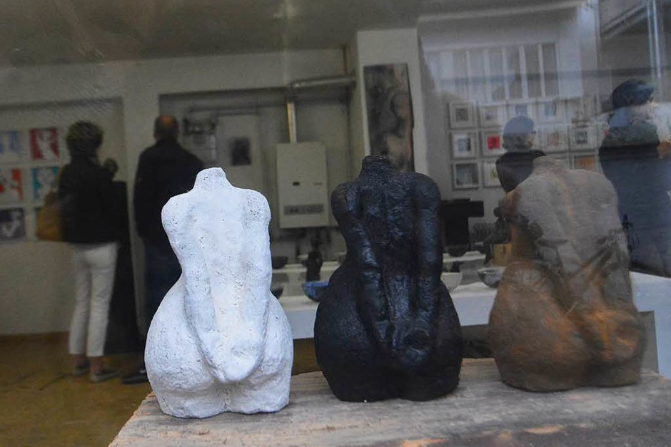 Ansicht mit Blick in Cerstin Thiemanns Atelier (Foto: Barbara Ruda) Ansicht mit Blick in Cerstin Thiemanns Atelier (Foto: Barbara Ruda)