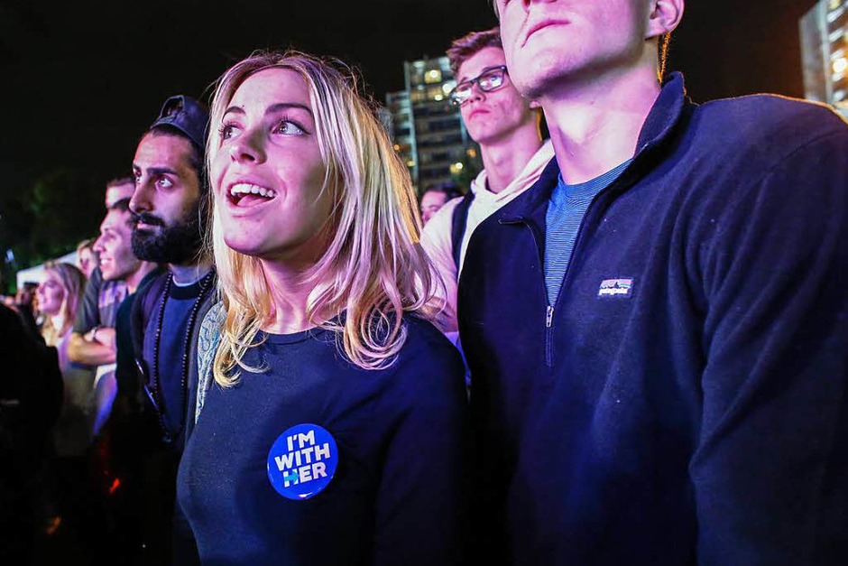 Hillary Clinton und Donald Trump treffen bei ihrem ersten TV-Duell aufeinander. (Foto: AFP) Hillary Clinton und Donald Trump treffen bei ihrem ersten TV-Duell aufeinander. (Foto: AFP)