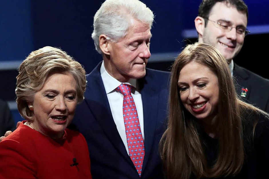 Hillary Clinton und Donald Trump treffen bei ihrem ersten TV-Duell aufeinander. (Foto: AFP) Hillary Clinton und Donald Trump treffen bei ihrem ersten TV-Duell aufeinander. (Foto: AFP)