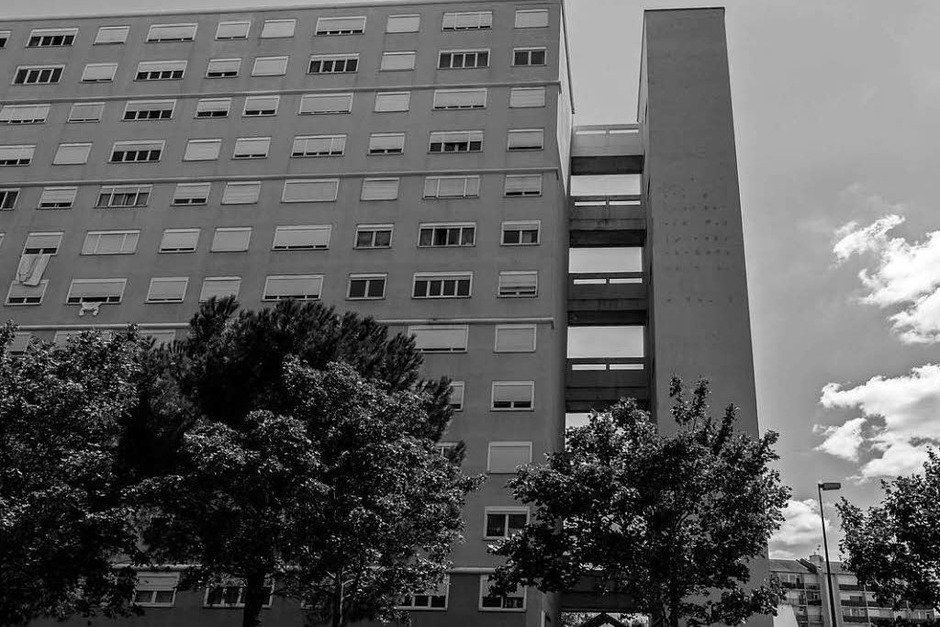 Keine Orte zum Wohlfühlen - die Banlieue von Marseille und Toulouse (Foto: Carlotta Huber) Keine Orte zum Wohlfühlen - die Banlieue von Marseille und Toulouse (Foto: Carlotta Huber)