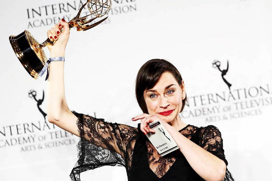 „Das ist das Größte, was mir bis jetzt in meinem Leben passiert ist.“ Schauspielerin Christiane Paul hat den Preis als beste Hauptdarstellerin für ihre Rolle im ARD-Film „Unterm Radar“ gewonnen. (Foto: dpa) „Das ist das Größte, was mir bis jetzt in meinem Leben passiert ist.“ Schauspielerin Christiane Paul hat den Preis als beste Hauptdarstellerin für ihre Rolle im ARD-Film „Unterm Radar“ gewonnen. (Foto: dpa)