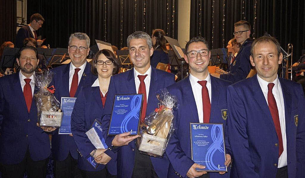 Harmonie der Töne und Ehrungen - Badische Zeitung