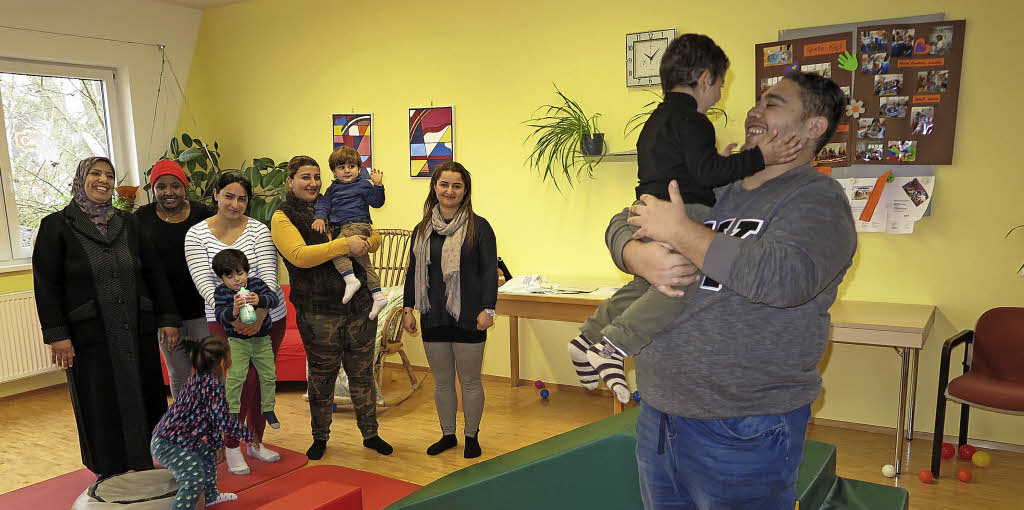 Nach der Flucht wieder als Familie vereint - Badische Zeitung