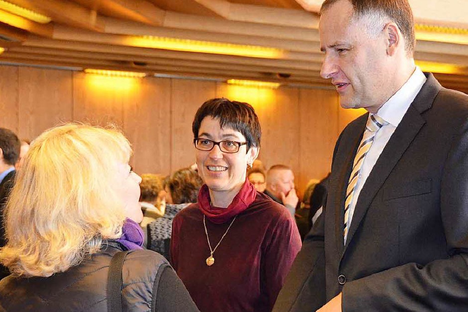 Bürgermeister Thomas Breig und Gattin begrüßen die Gäste (Foto: Andrea Gallien) Bürgermeister Thomas Breig und Gattin begrüßen die Gäste (Foto: Andrea Gallien)