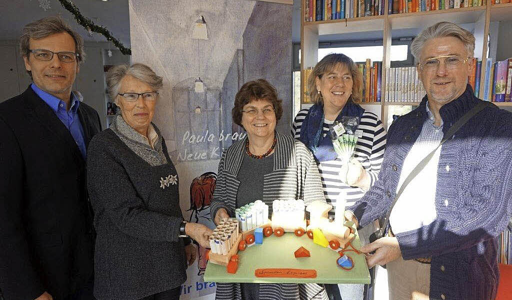 Handgestricktes bringt Geld für Kinderklinik-Neubau - Badische Zeitung