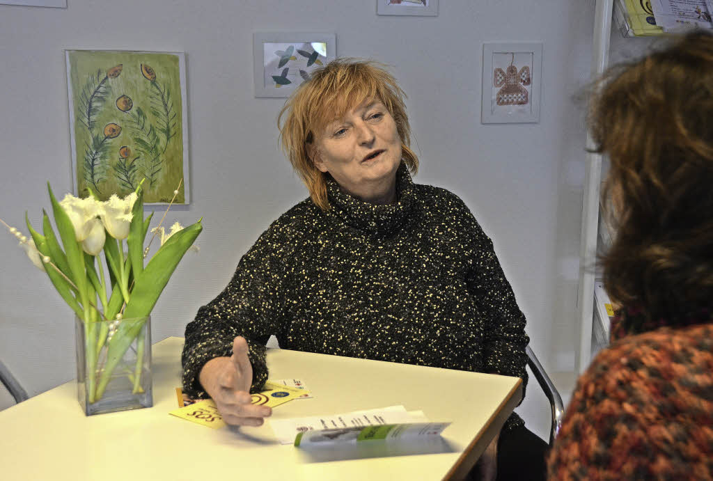 Stadt bezuschusst Sozialberatung - Badische Zeitung