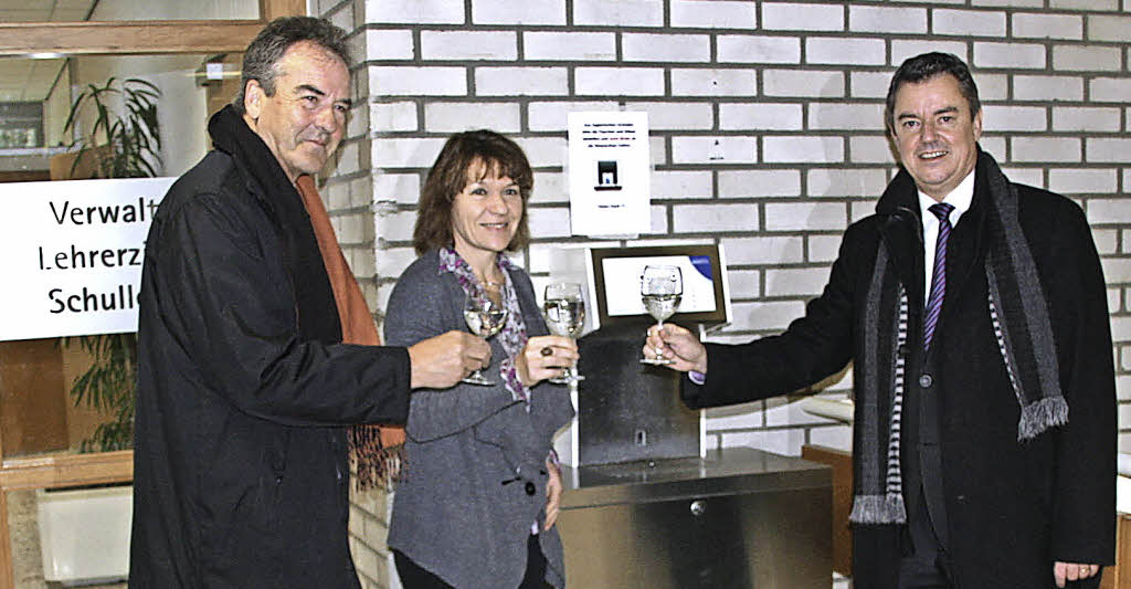 In der Realschule wird der Durst gestillt - Badische Zeitung