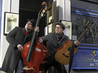 Jan Gregerson (Gitarre) und Alexander Denckert (Kontrabass) zu Gast in Müllheim Jan Gregerson (Gitarre) und Alexander Denckert (Kontrabass) zu Gast in Müllheim