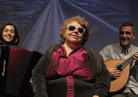 Dunkelkonzert und Bildershow mit der blinden Legende Dona Ros aus Lissabon und Ensemlbe in der Spitalkirche Spitalkirche Dunkelkonzert und Bildershow mit der blinden Legende Dona Ros aus Lissabon und Ensemlbe in der Spitalkirche Spitalkirche