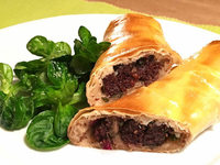 Zum Auftakt: Ein Blutwurststrudel geht ganz leicht Zum Auftakt: Ein Blutwurststrudel geht ganz leicht