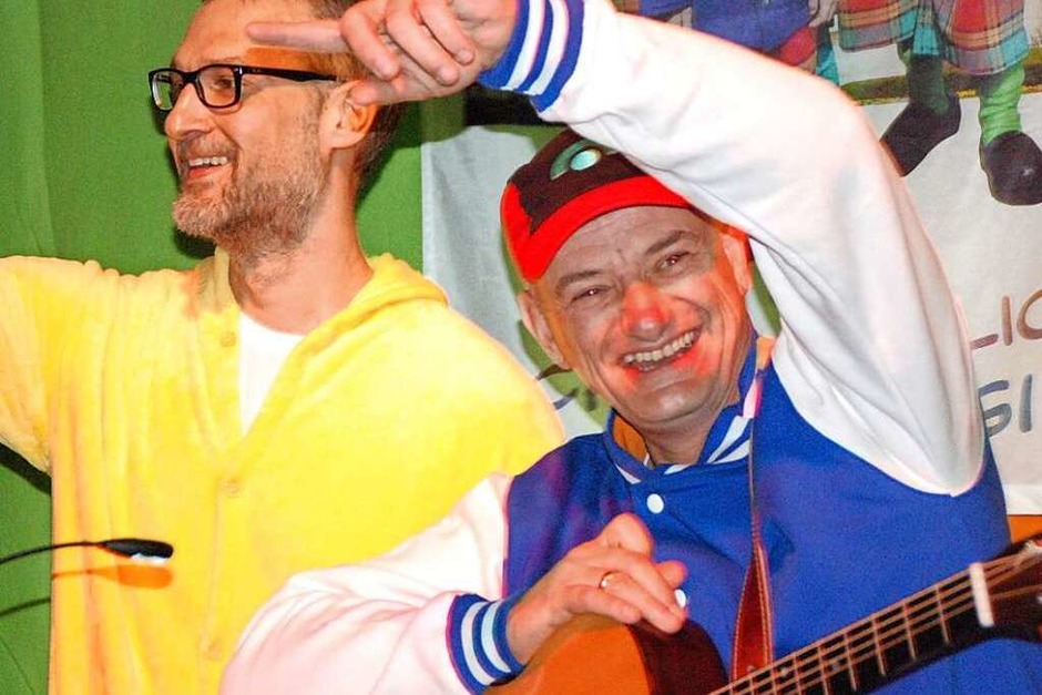 Klamauk zu Trump, Erdogan und Co. mit Holger Suck und Olaf Andris. (Foto: Maja Tolsdorf) Klamauk zu Trump, Erdogan und Co. mit Holger Suck und Olaf Andris. (Foto: Maja Tolsdorf)