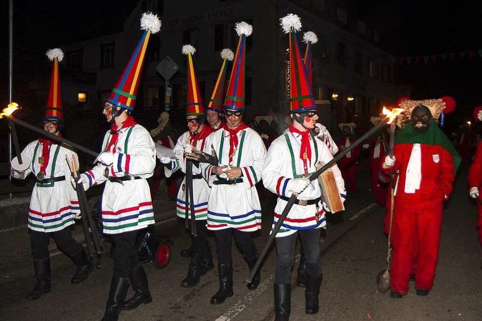 Fackelumzug und Taganrufen der Schuttig in Elzach (Foto: Daniel Fleig) Fackelumzug und Taganrufen der Schuttig in Elzach (Foto: Daniel Fleig)