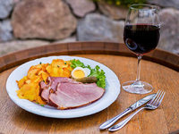 Parkrestaurant im Müllheimer Bürgerhaus startet neu Parkrestaurant im Müllheimer Bürgerhaus startet neu