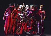 Italienisches Aterballetto im Lörracher Burghof Italienisches Aterballetto im Lörracher Burghof