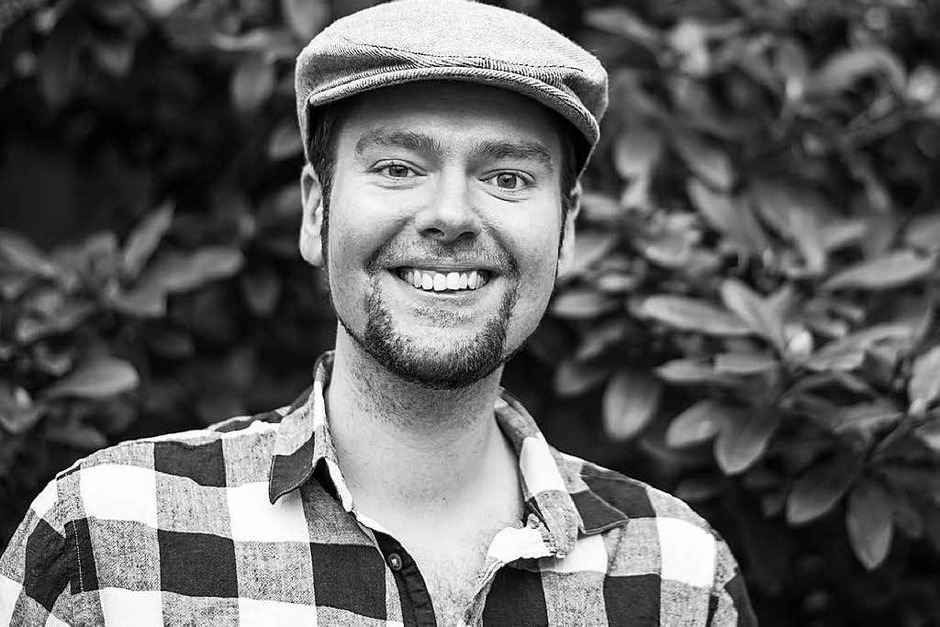 Philipp Multhaupt (27) ist Slam-Poet und Autor („Herrn Murmelsams Fieberträume“ und „Über die Erhabenheit toter Katzen und das Umwerben trauriger Mädchen“, erschienen bei Periplaneta). (Foto: Anna Preibisch) Philipp Multhaupt (27) ist Slam-Poet und Autor („Herrn Murmelsams Fieberträume“ und „Über die Erhabenheit toter Katzen und das Umwerben trauriger Mädchen“, erschienen bei Periplaneta). (Foto: Anna Preibisch)