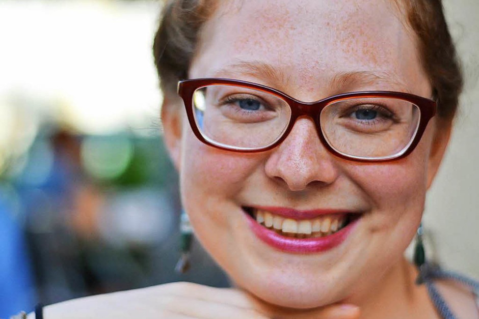 Biggi Rohm (28) ist Slam-Poetin und Autorin bei der Badischen Zeitung. (Foto: Anna Preibisch) Biggi Rohm (28) ist Slam-Poetin und Autorin bei der Badischen Zeitung. (Foto: Anna Preibisch)