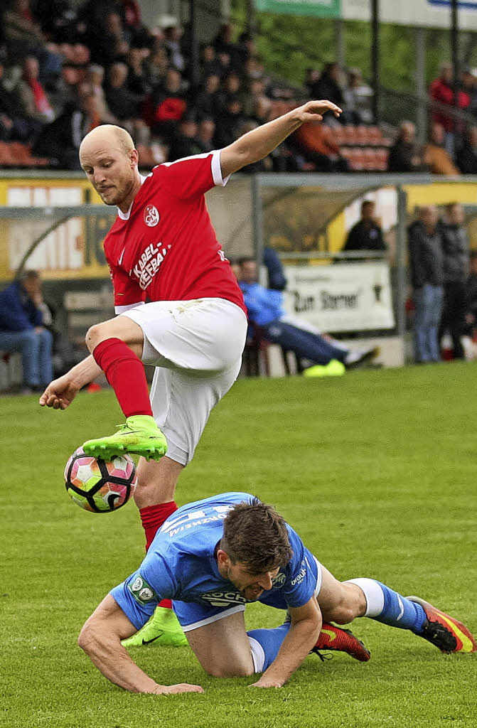 Ein Zeichen im Abstiegskampf Oberliga BaWü Badische Zeitung