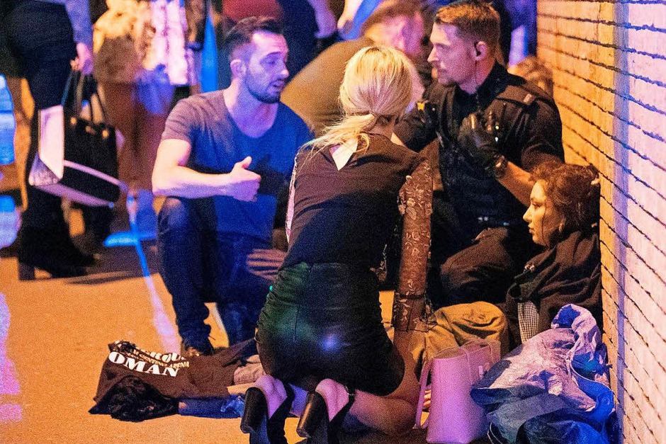 Bei einem Konzert des US-Popsternchens Ariana Grande in Manchester gab es eine Explosion mit vielen Toten. (Foto: dpa) Bei einem Konzert des US-Popsternchens Ariana Grande in Manchester gab es eine Explosion mit vielen Toten. (Foto: dpa)