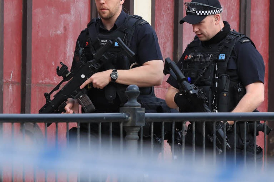 Bei einem Konzert des US-Popsternchens Ariana Grande in Manchester gab es eine Explosion mit vielen Toten. (Foto: dpa) Bei einem Konzert des US-Popsternchens Ariana Grande in Manchester gab es eine Explosion mit vielen Toten. (Foto: dpa)
