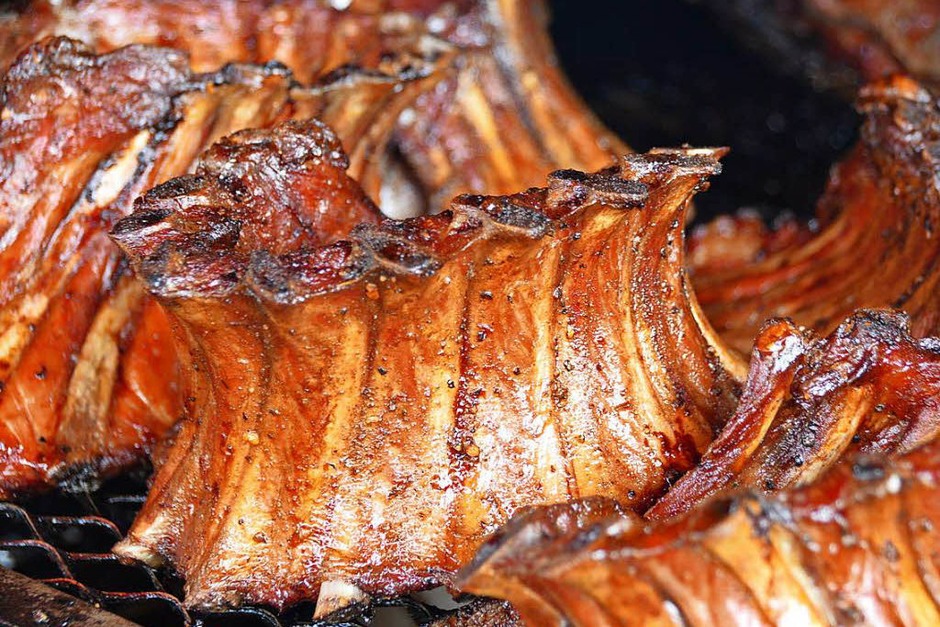 Beim Food Truck-Fest in Grenzach-Wyhlen gab es zahlreiche kulinarische Köstlichkeiten und zum süßen Abschluss Lebkuchenherzen. (Foto: Horatio Gollin) Beim Food Truck-Fest in Grenzach-Wyhlen gab es zahlreiche kulinarische Köstlichkeiten und zum süßen Abschluss Lebkuchenherzen. (Foto: Horatio Gollin)