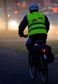 Eine Lichtspur für die Radler Eine Lichtspur für die Radler