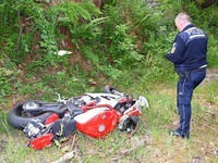 Erneuter Motorradunfall: Fahrer schwebt in Lebensgefahr Erneuter Motorradunfall: Fahrer schwebt in Lebensgefahr